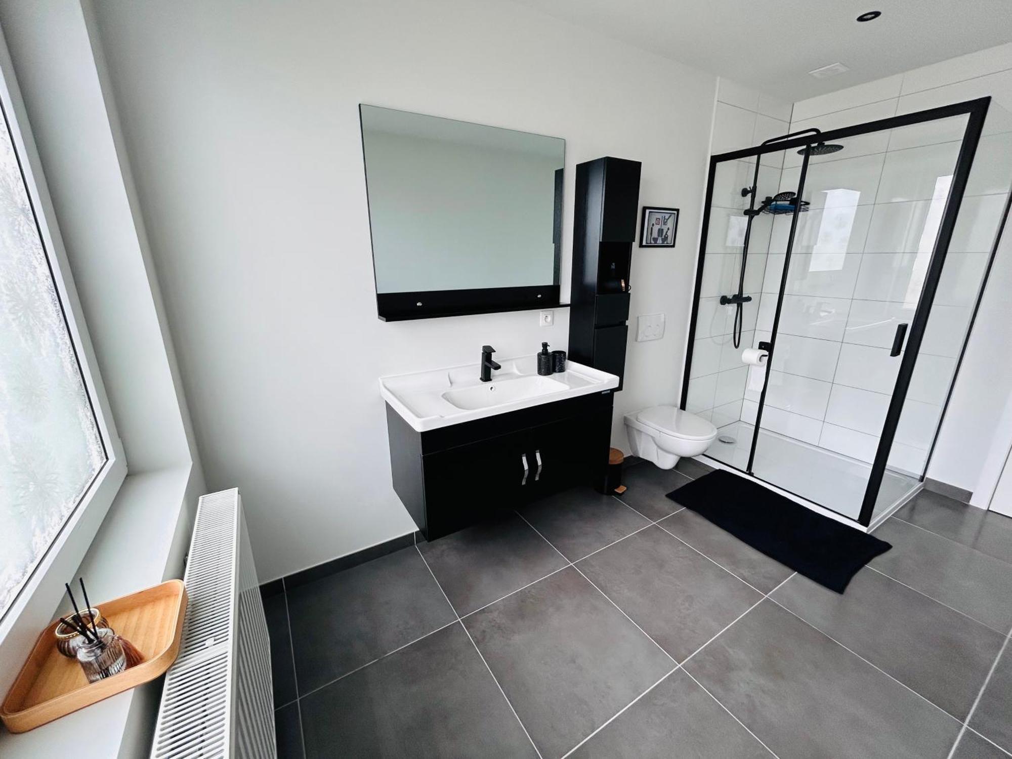 Appartement Woning In Schoten, Antwerpen